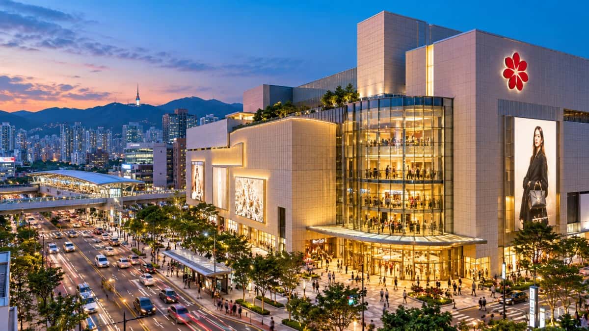 Daegu luxury shopping mall skyline - travel and tour world Modern shopping mall in daegu