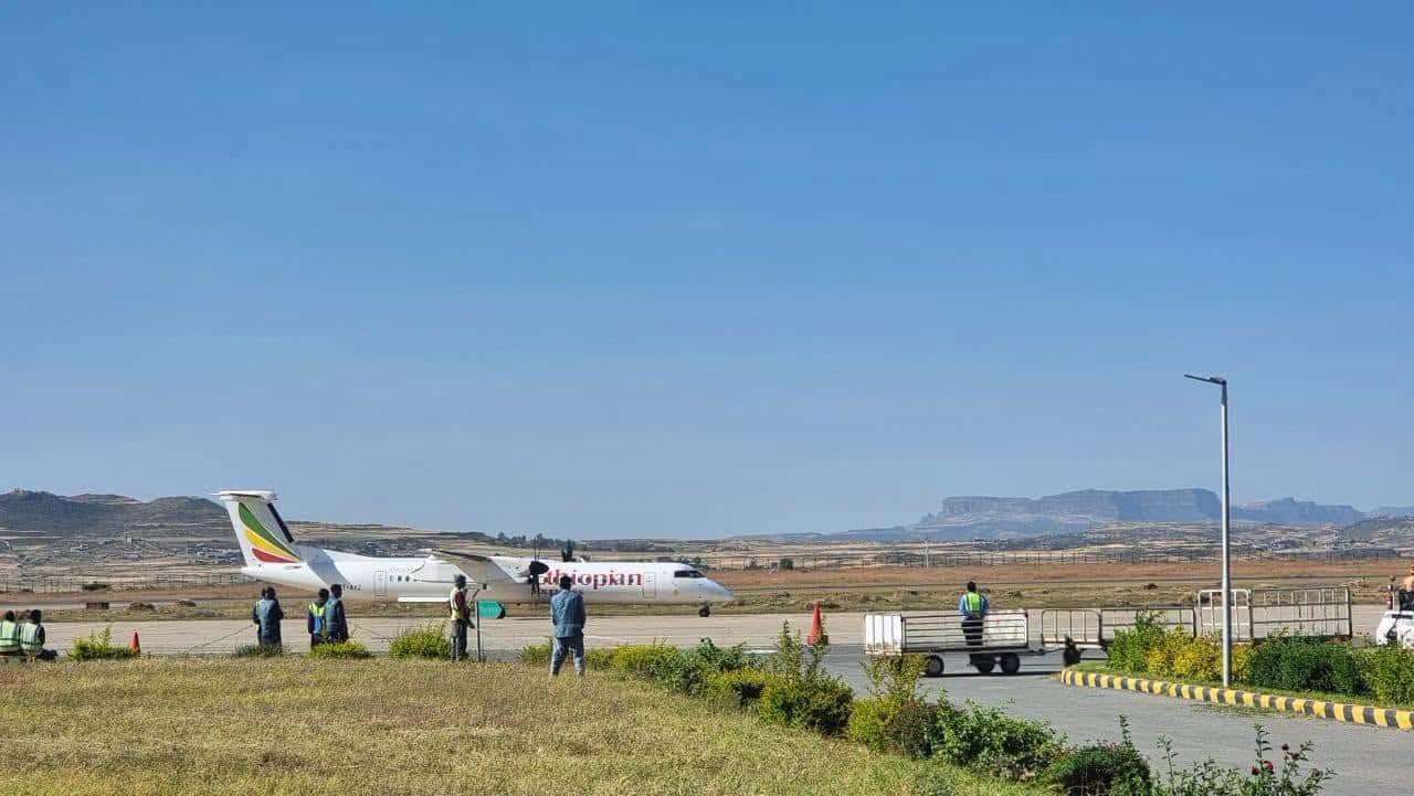 Ethiopian airlines - travel and tour world Ethiopian airlines aircraft and passengers pictured in ena coverage of resumed addis ababa–mekelle flights.