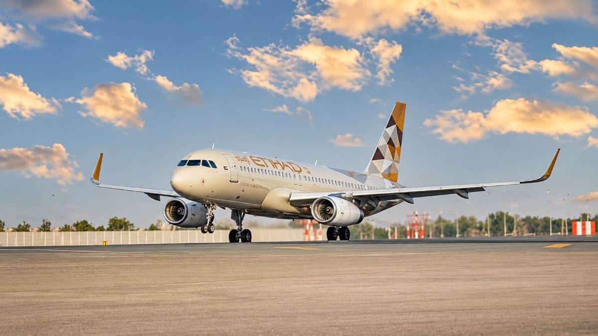 Etihad aligns with emirates and other major airlines as riyadh airport closure triggers saudi arabia flight cancellations