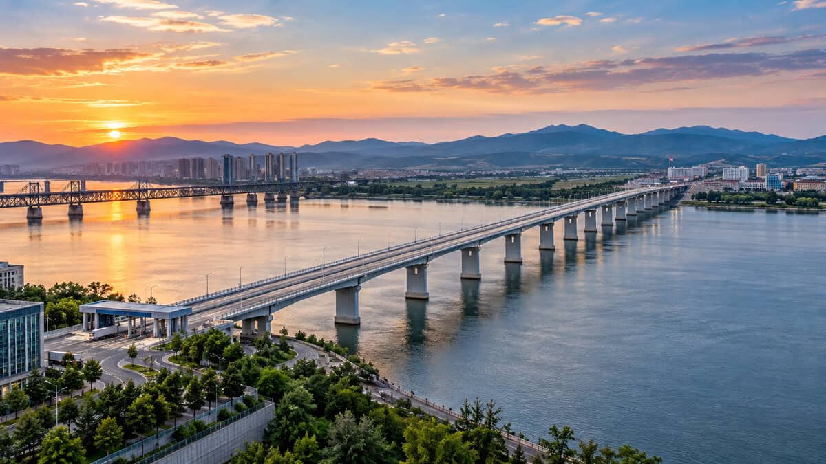New yalu river bridge