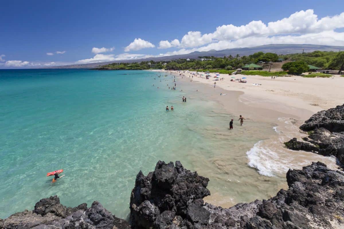 Hawaii beach - travel and tour world Hawaii beach with turquoise waters and white sand