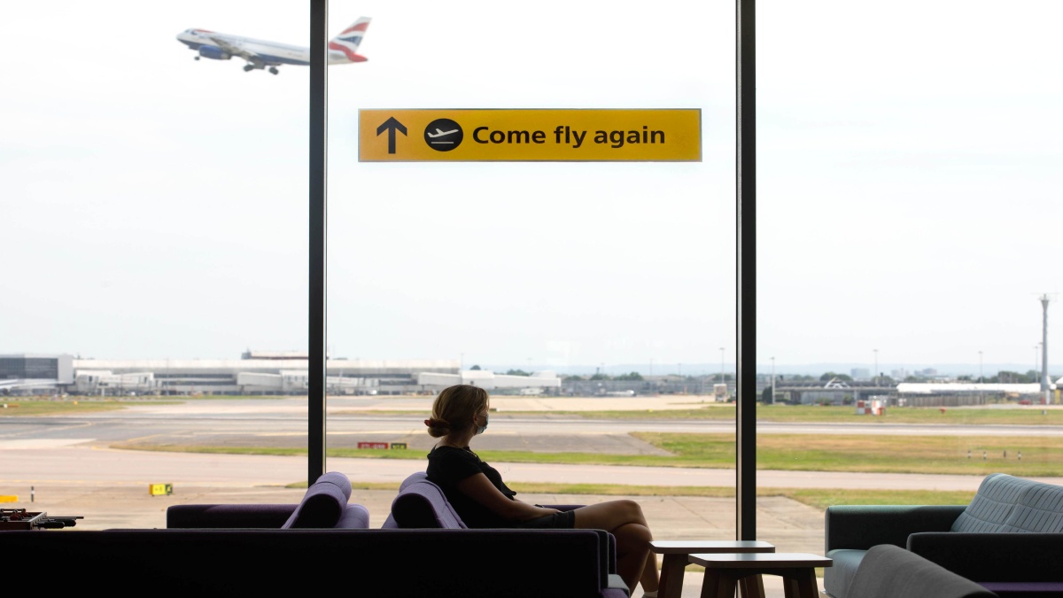 European airports record flight disruptions
