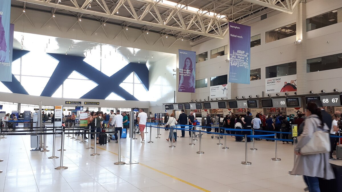 Henri coandă international airport