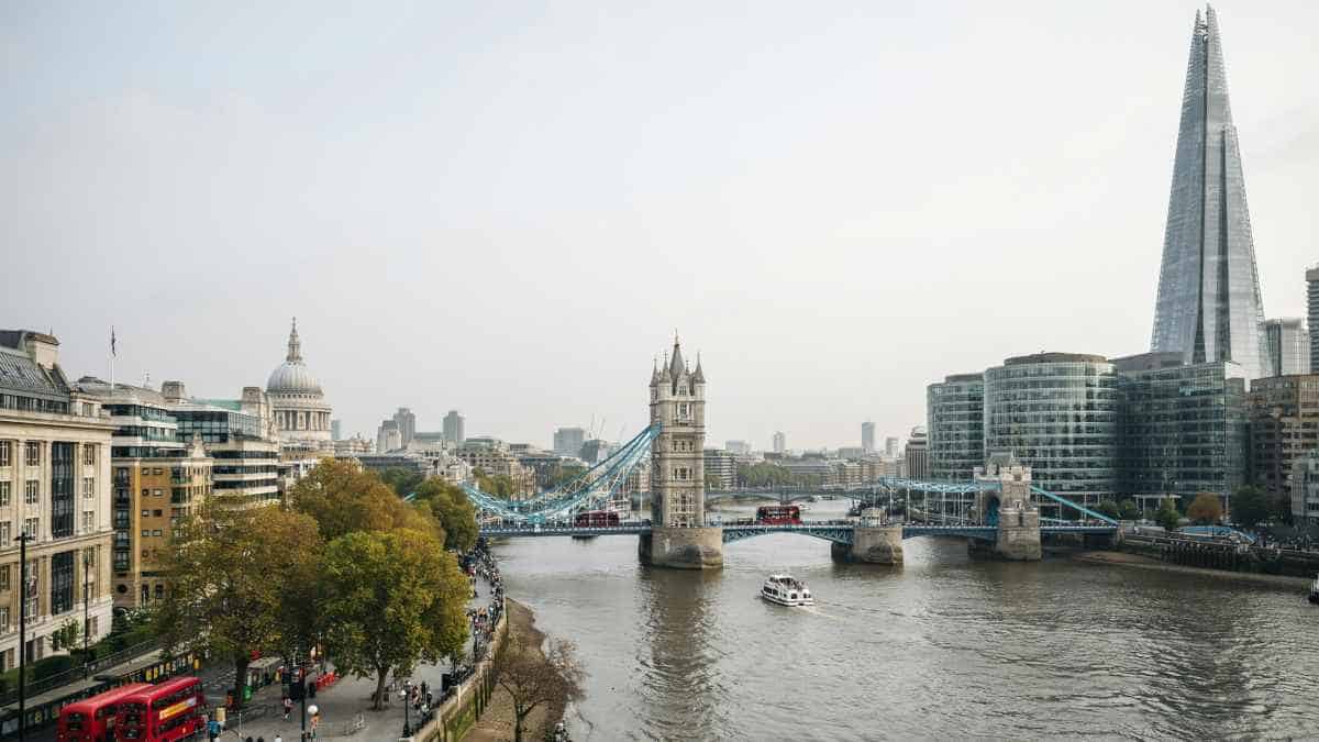 London advances premium airport travel