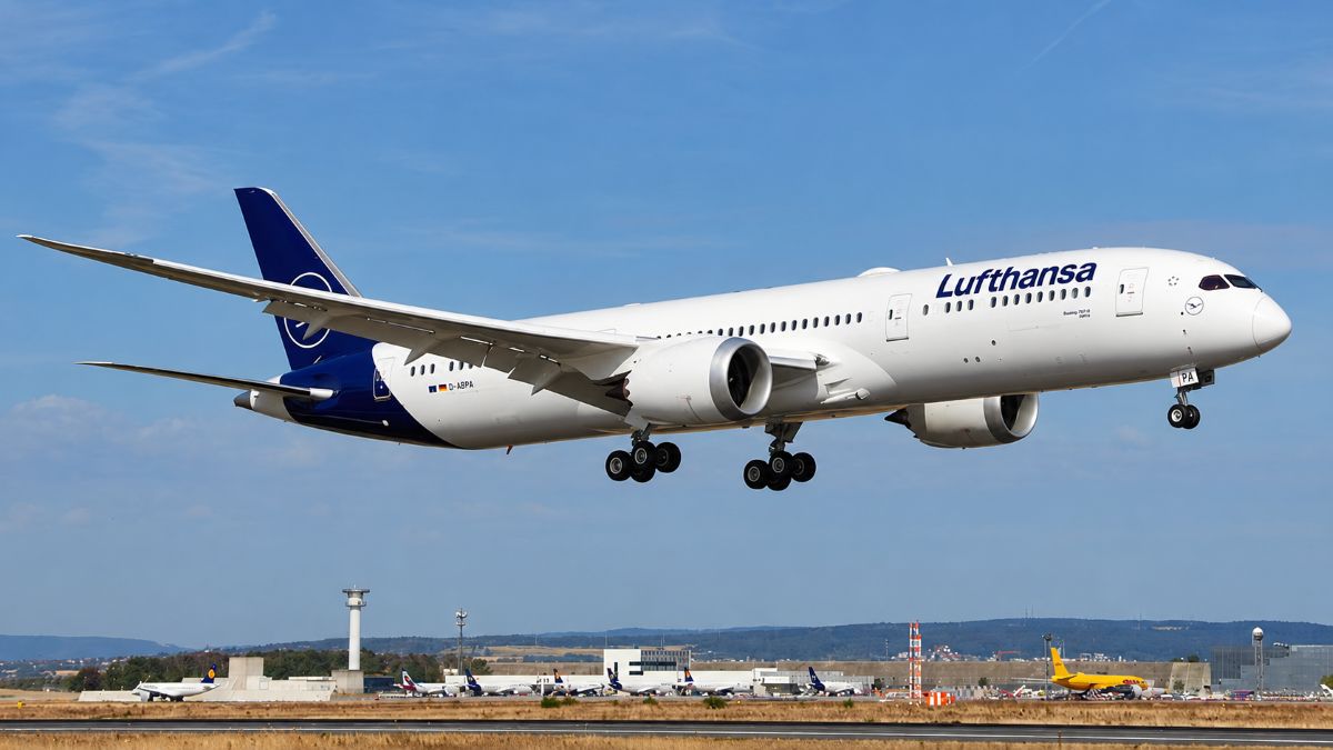 Germany and switzerland expand japan flight choices as lufthansa group plans up to 50 weekly services for summer 2027
