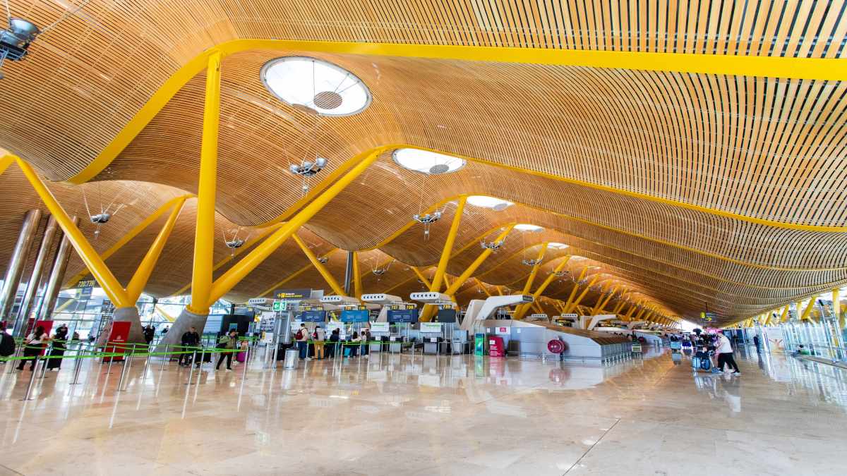 Mad interior - travel and tour world Airports in europe face flight cancellations