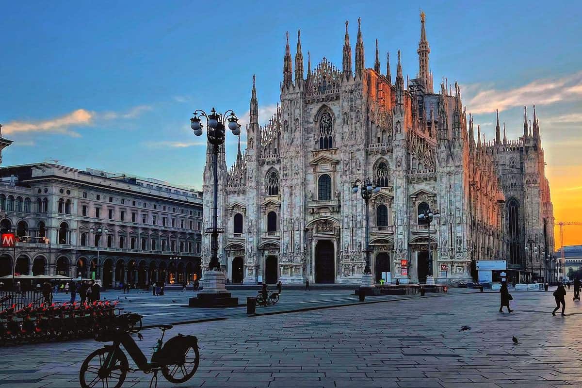 Milan - travel and tour world Empty milan street