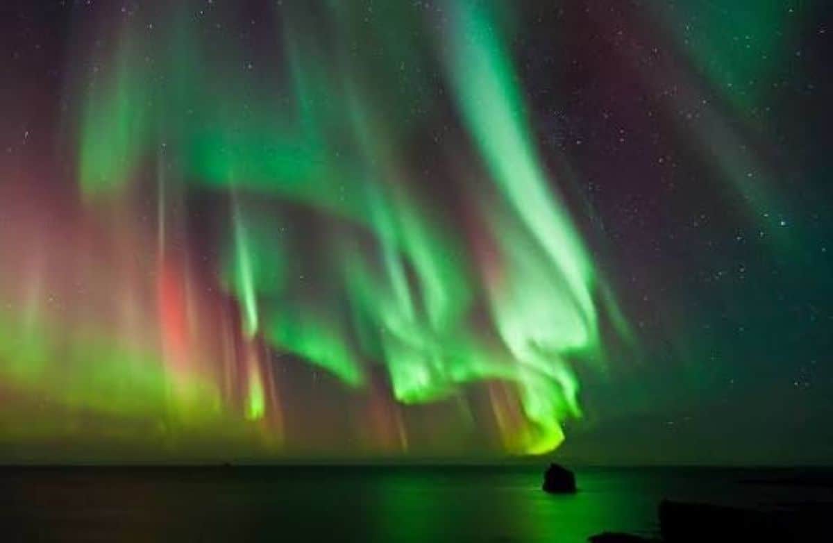 Northern lights illuminate skies above scotland, england and wales during the october 2026 aurora display.