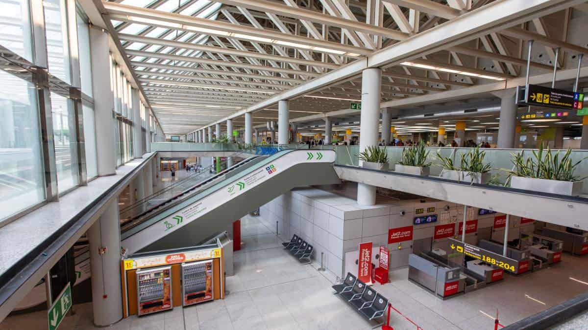 Major airports in europe faced flight disruptions