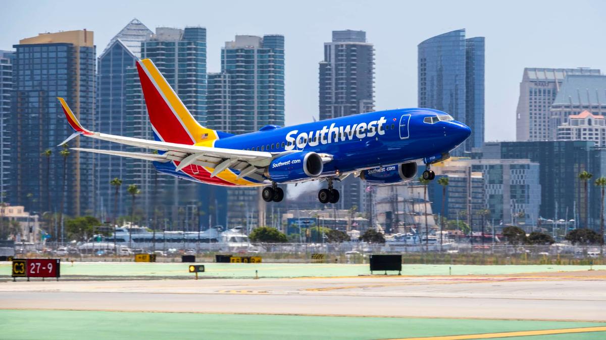 Airports in the usa face flight disruptions