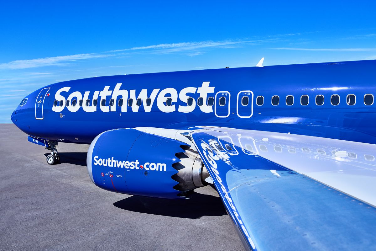 Swa - travel and tour world Southwest boeing 737 max 8 at las vegas airport after smoke was reported near its landing gear.