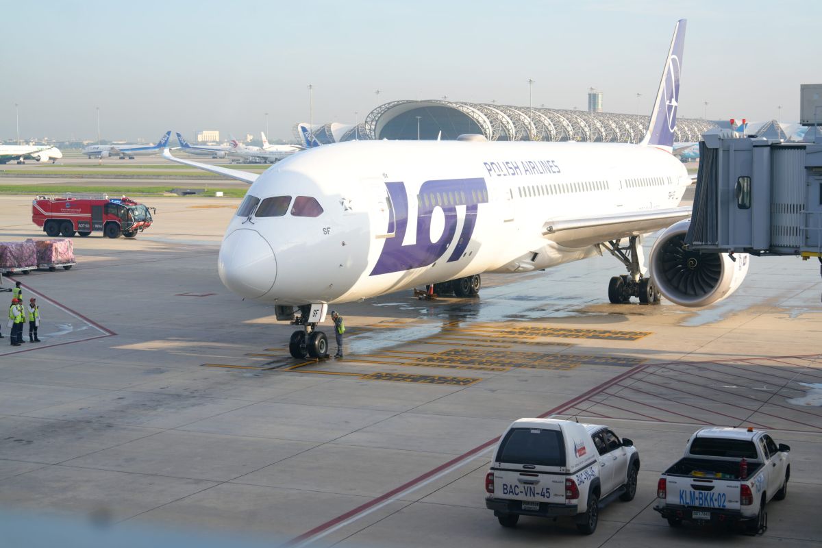 Thailand welcomes lot polish airlines with warsaw-bangkok route - travel and tour world Thailand welcomes lot polish airlines warsaw-bangkok route