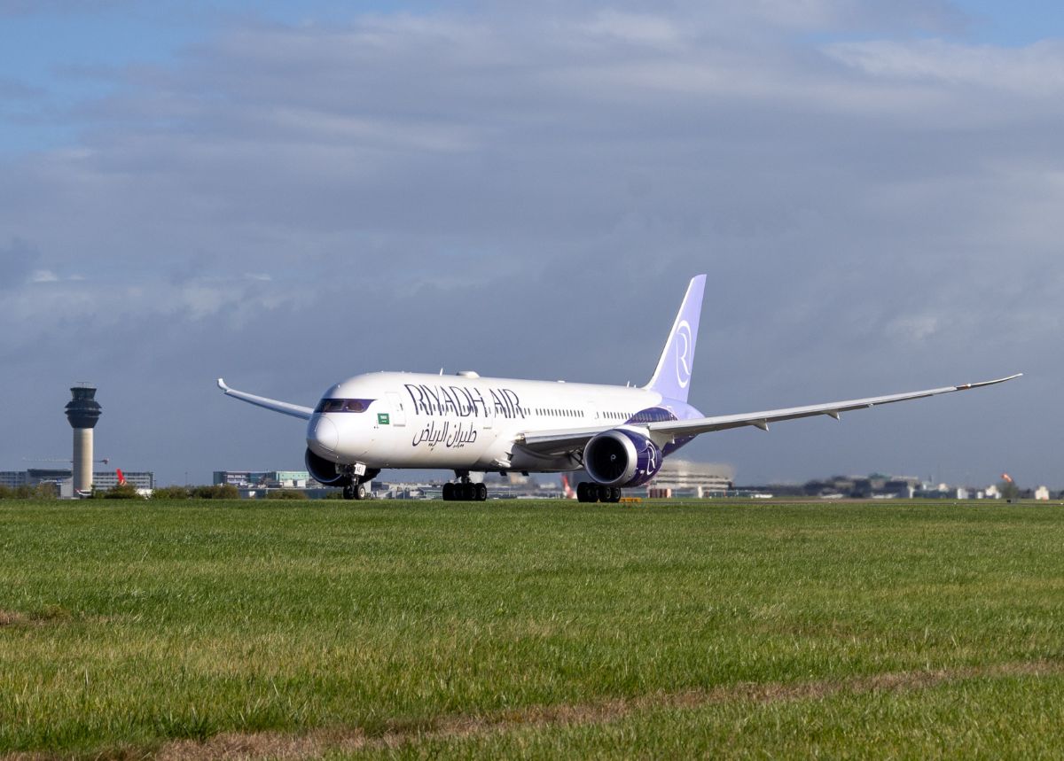 Uk airport drop-off charges - travel and tour world Uk airport drop-off charges