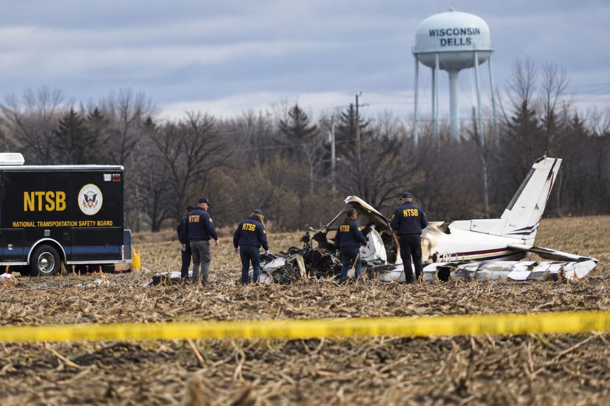 Wisconsin dells plane crash