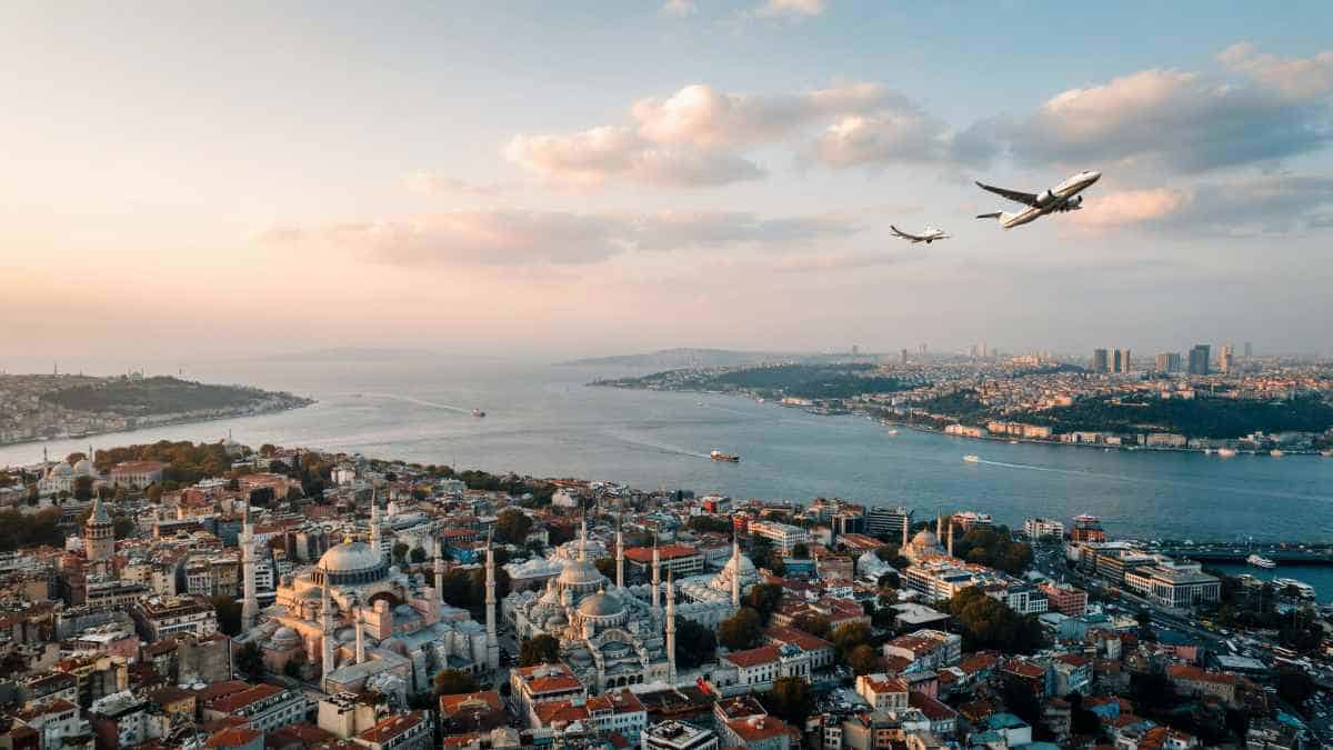 Istanbul connects international travellers between europe and asia