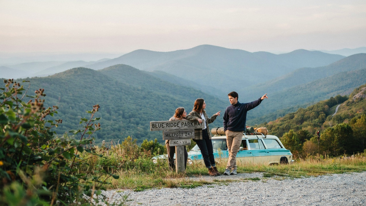 Blue ridge parkway travel rebounds as major north carolina and virginia routes reopen for fall trips