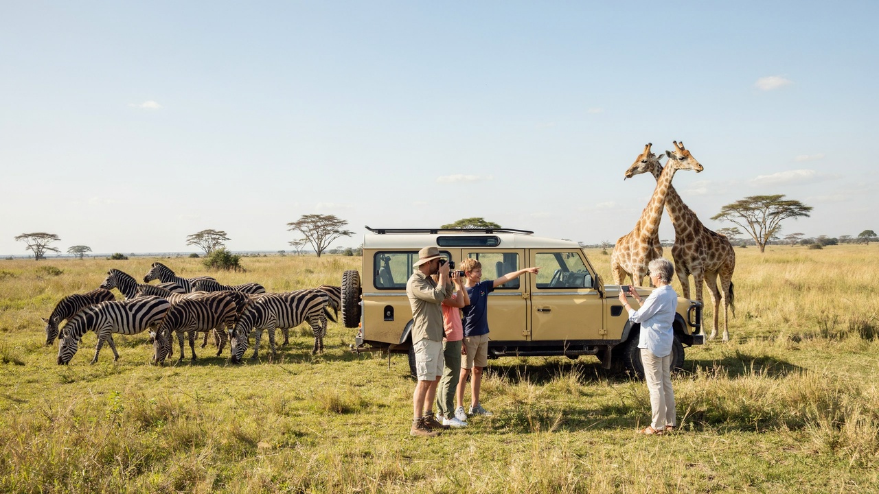 Kenya-tourism- - travel and tour world Kenya travel warning rises to level 3 as us highlights ebola concerns, crime and risks to safari visitors.