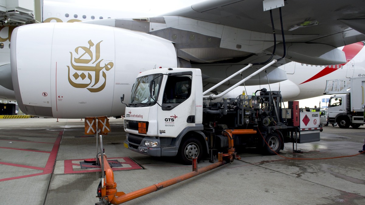 Aircraft refuelling